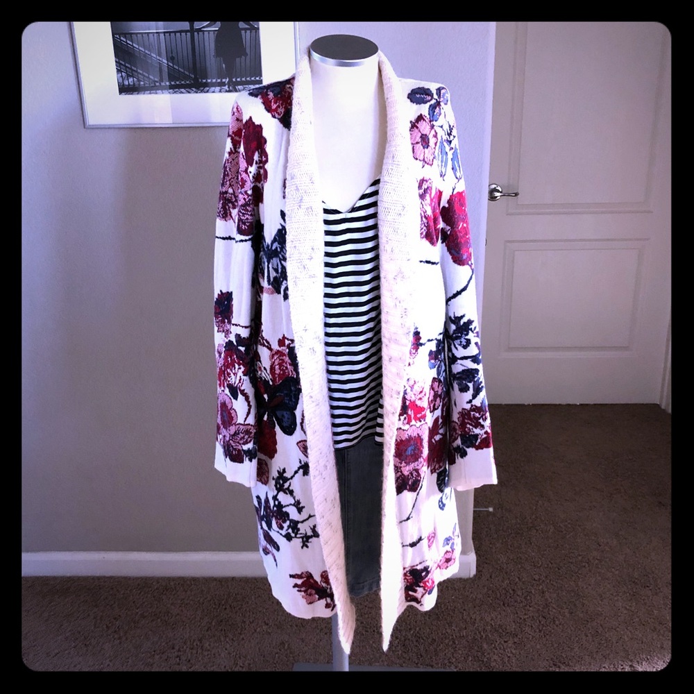 Floral sweater/coat